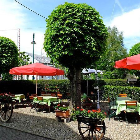 Hotel Loewen Kirchzarten Exterior foto