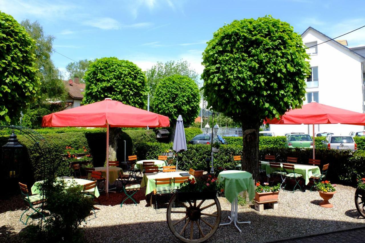 Hotel Loewen Kirchzarten Exterior foto